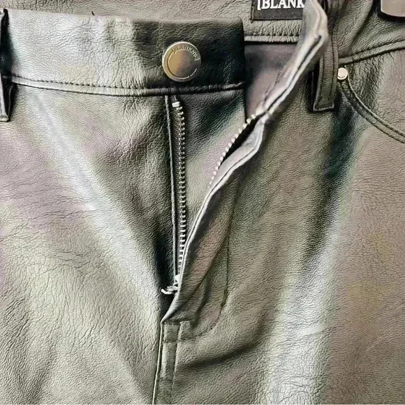 BLANKNYC 31 Womens Faux Leather Bold Mob Wife Body Con Dancing Flirty Retro Pant - Picture 4 of 11